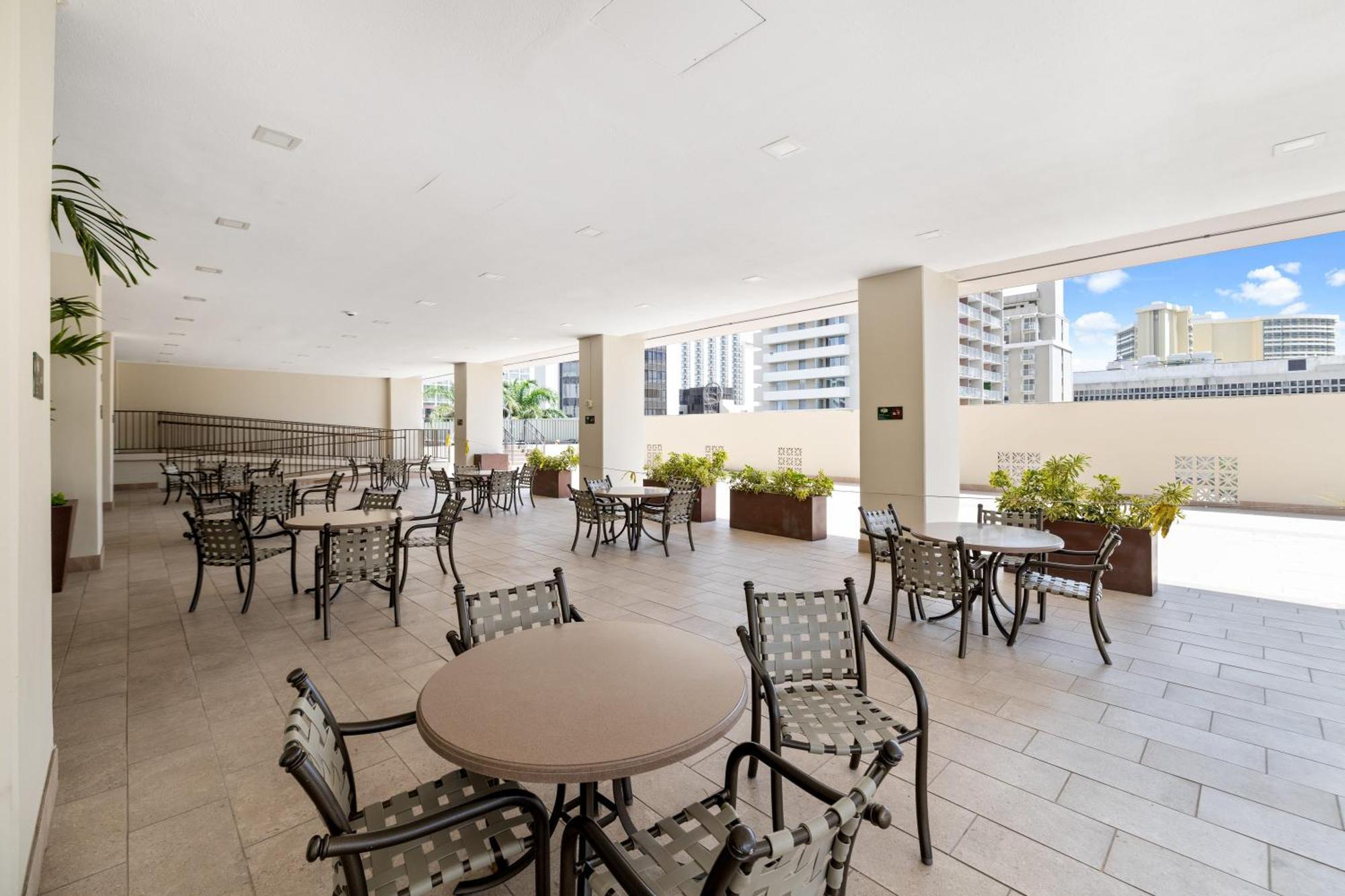Royal Kuhio 1606 - Spacious Studio With Diamond Head City Views In The Heart Of Waikiki! هونولولو المظهر الخارجي الصورة